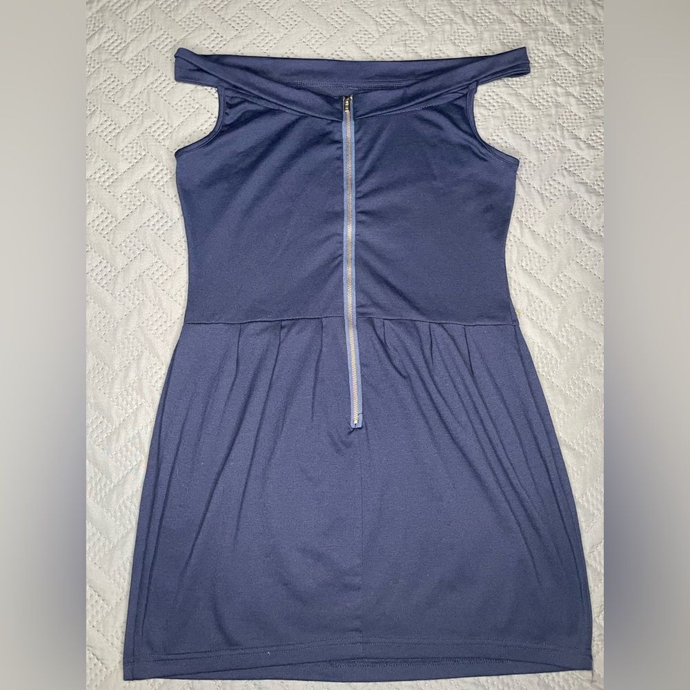 Elegant Navy Blue Sleeveless Dress